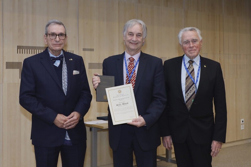 Visoko priznanje evropske akademije znanosti prof. dr. Saši Divjaku